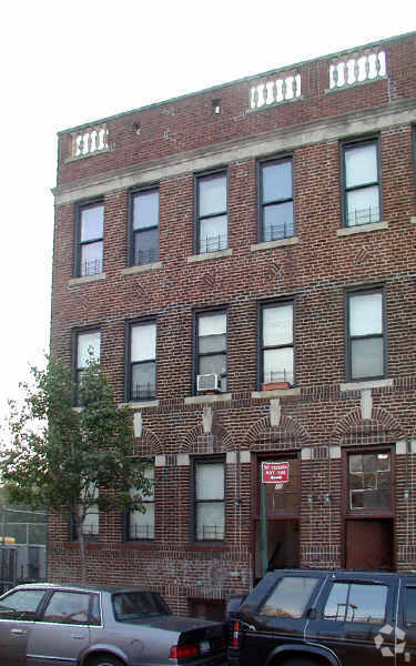 Primary Photo - 20 Scott Gadell Pl