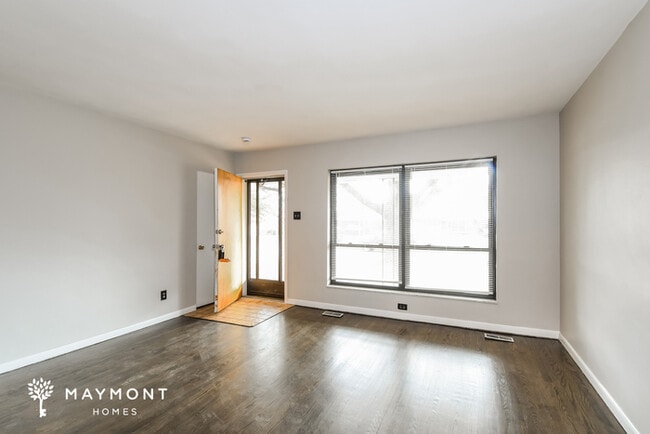 Building Photo - 255 Paul Ave