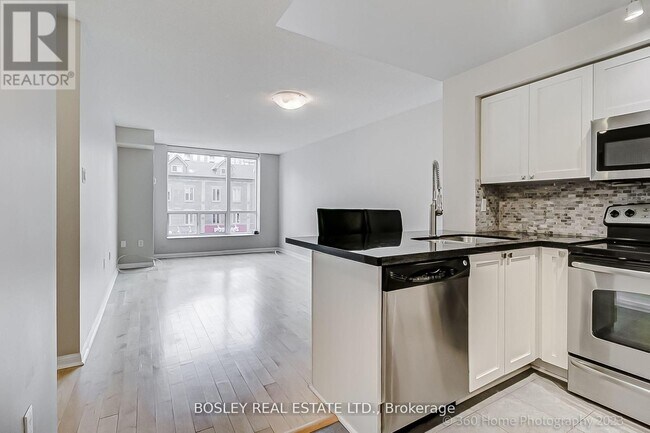 Photo du bâtiment - 109 Front St E