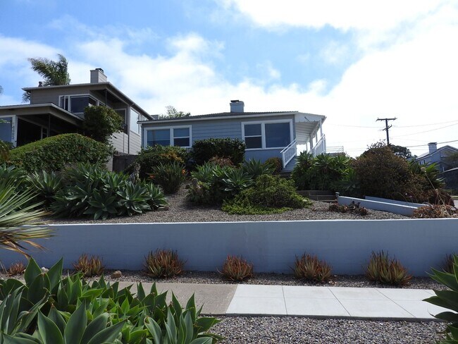 Foto del edificio - Beautiful Home with Gorgeous Views