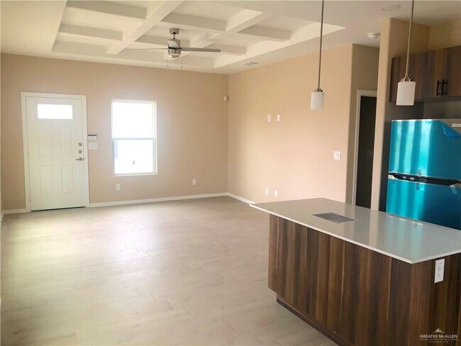 Foto del edificio - 3105 West Dr