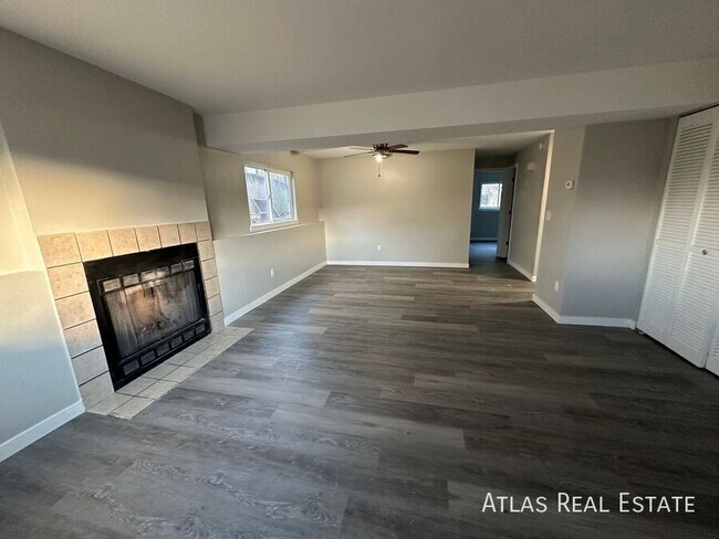 Building Photo - 1825 Zebulon Dr
