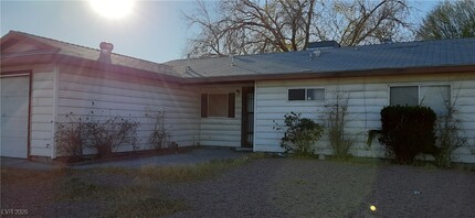 Building Photo - 1424 Patriot St