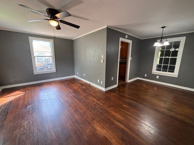Building Photo - GREAT STARTER HOME IN THE HEART OF BOSSIER