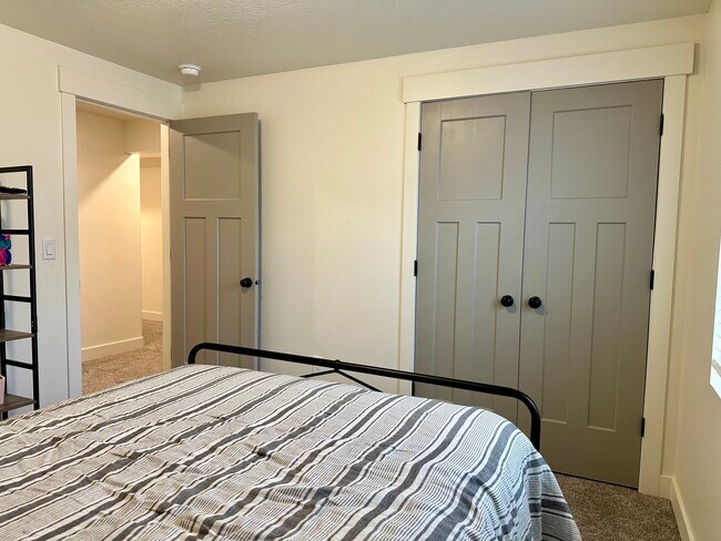 Foto del edificio - 4349 Half Mile Rd