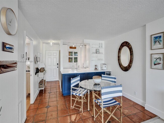 Foto del edificio - 1777 SE 15th St