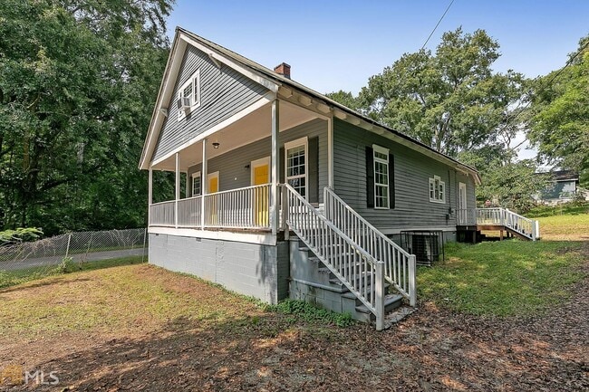 Building Photo - 144 Arnco 4th St