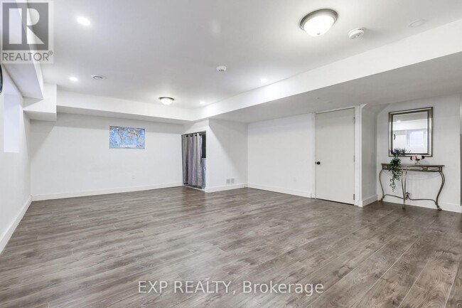 Photo du bâtiment - 1527 Merrittville Hwy