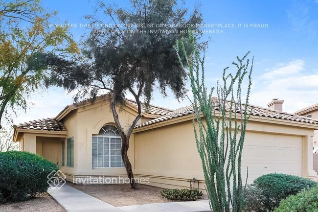 Building Photo - 7451 W Via Del Sol Dr