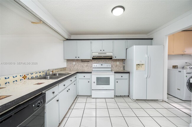 Building Photo - 1220 SW 131st Pl Cir W