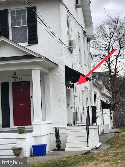 Foto del edificio - 21 S Stewart St