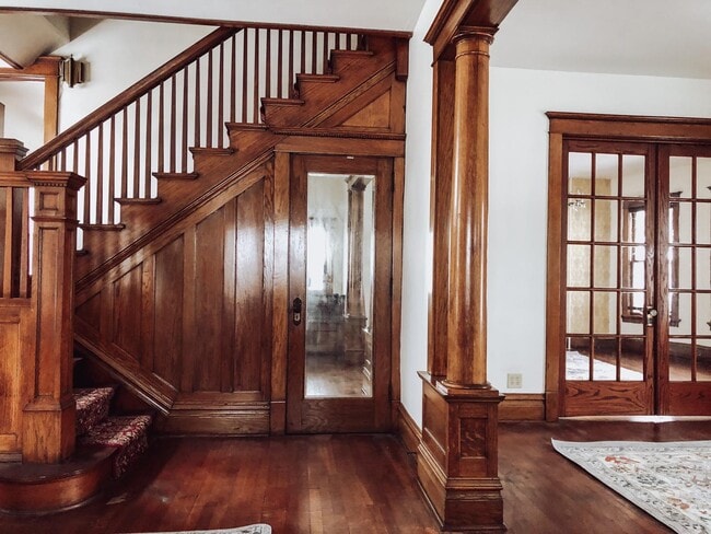 Foto del edificio - 1882 Loras Blvd