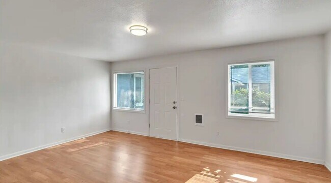 Foto del edificio - 591 W Sherman St