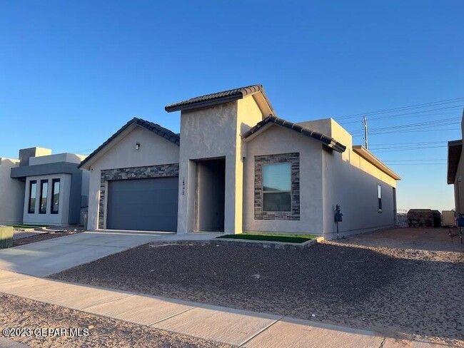 Building Photo - 14772 John McNeely Ave