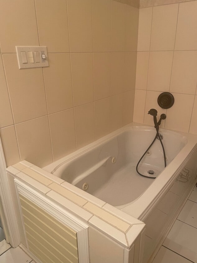 Photo - 6605 Ellenwood Dr (La Plata, MD)