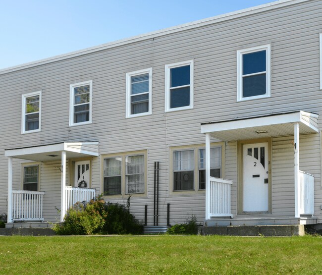 Photo du bâtiment - Maplehurst Houses
