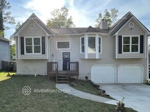 Building Photo - 2694 Candler Dr