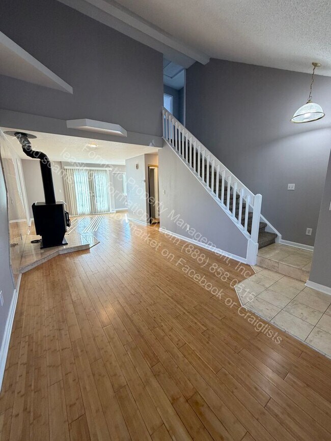 Foto del edificio - 17998 E Bellewood Dr