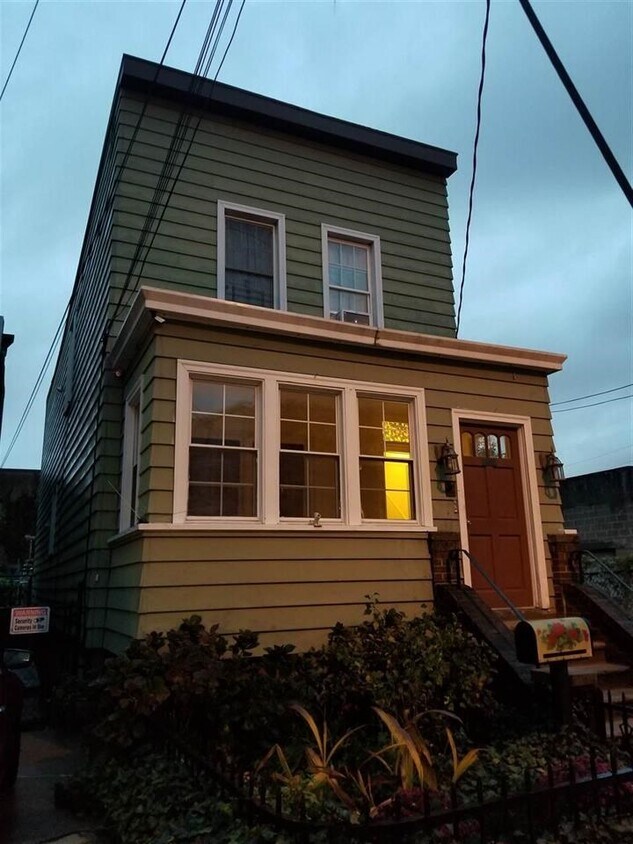 163 Glenwood Ave, Jersey City, NJ 07306 House Rental in Jersey City, NJ