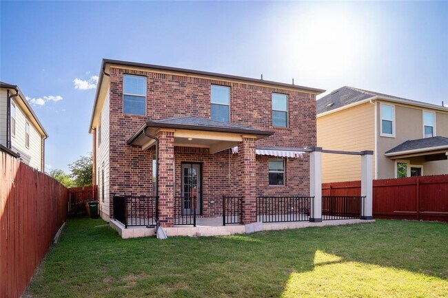 Foto del edificio - 606 Screech Owl Dr