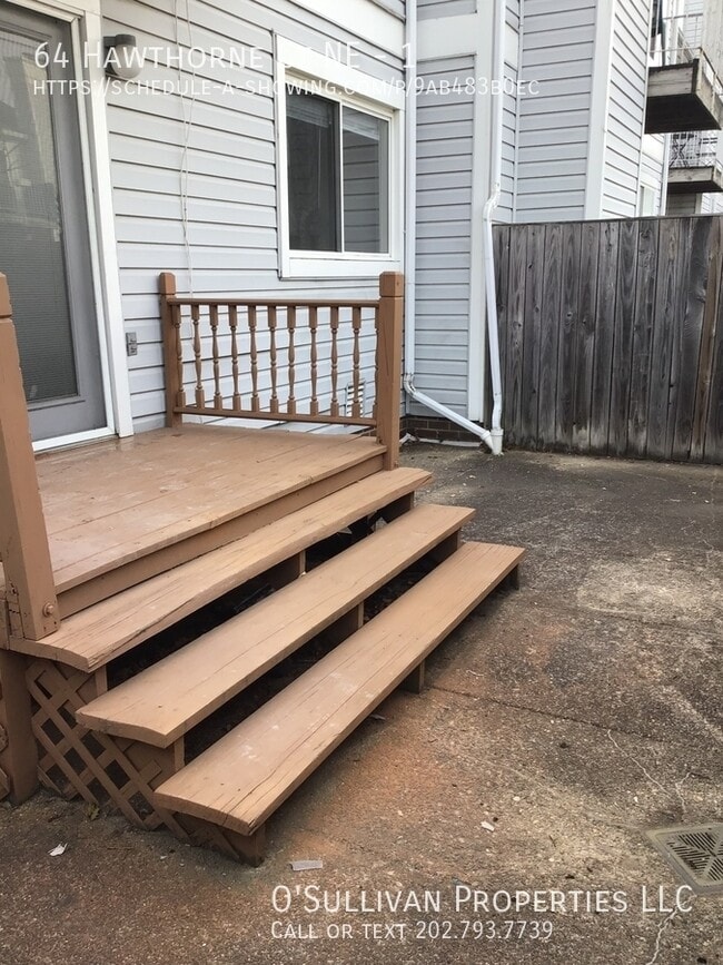 Foto del edificio - 64 Hawthorne Ct NE