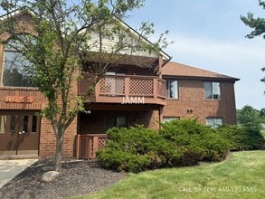Building Photo - 8655 Scenicview Dr