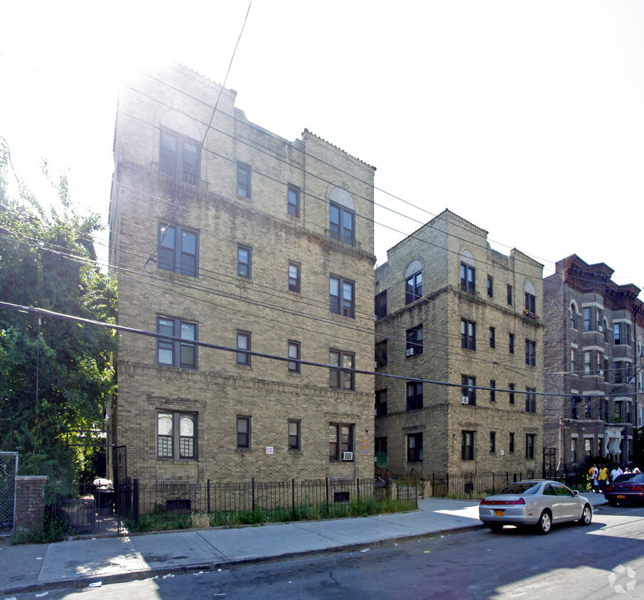 Primary Photo - 218 S 3rd Ave