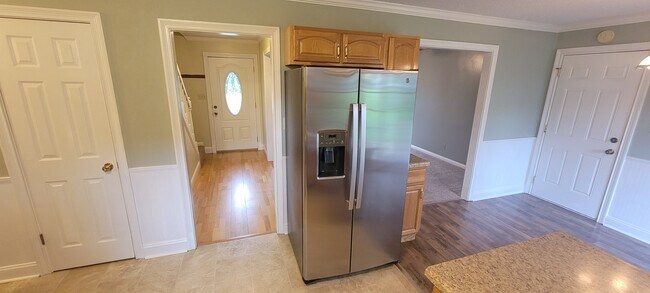 Foto del edificio - 3103 Larson Ln