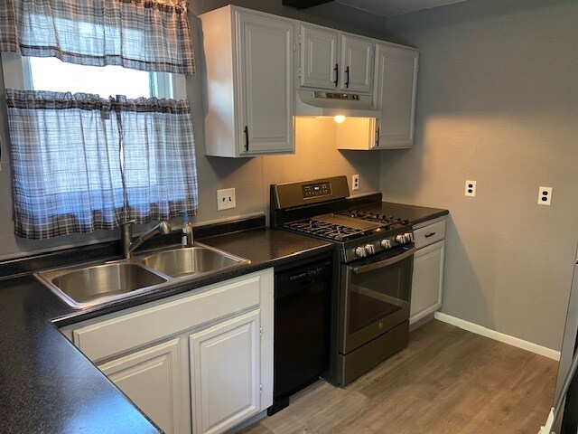 Foto del edificio - 609 N Ward Ave