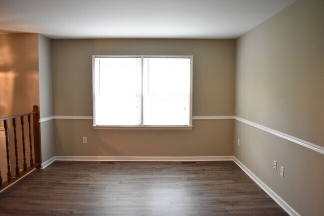 Foto del edificio - Great Split Foyer In Fredericksburg!