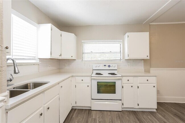 Foto del edificio - 4010 1st Ave S