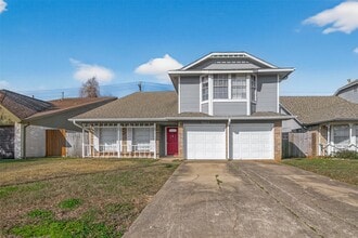 Building Photo - 7622 Poitiers Dr