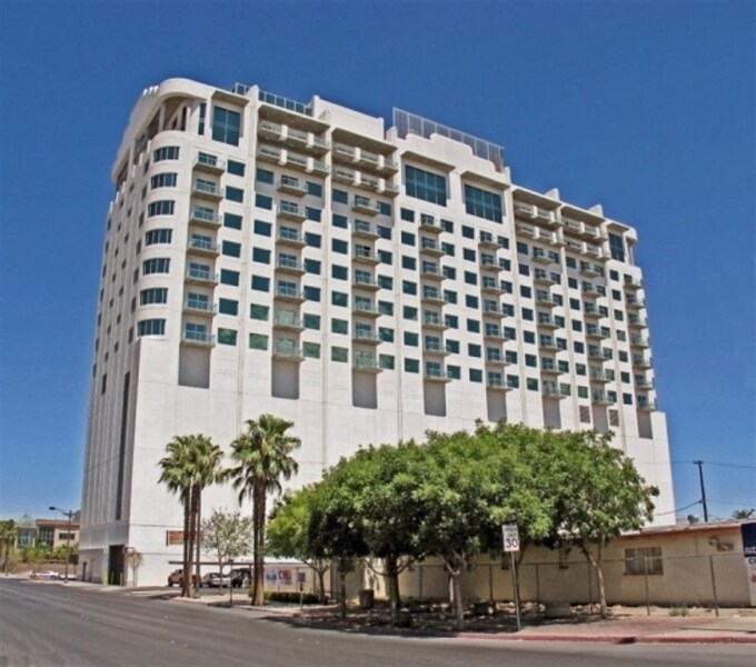 Foto principal - AMAZING VIEWS FROM YOUR 12TH FLOOR BALCONY...