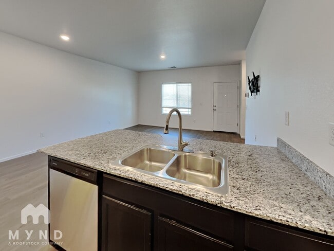 Building Photo - 9889 Coastal Fog Dr