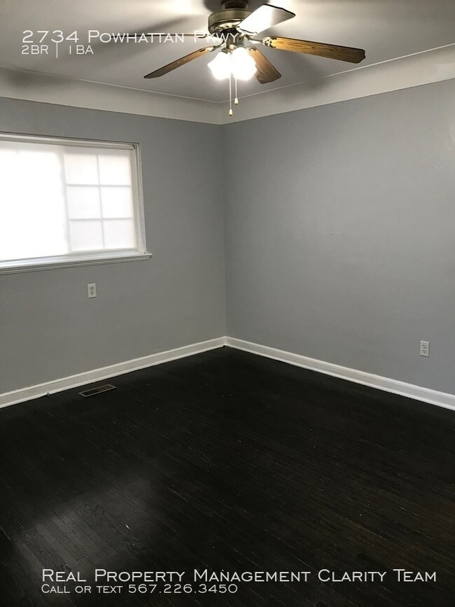 Building Photo - 2 Bedroom First Floor Ottawa Park Duplex Unit