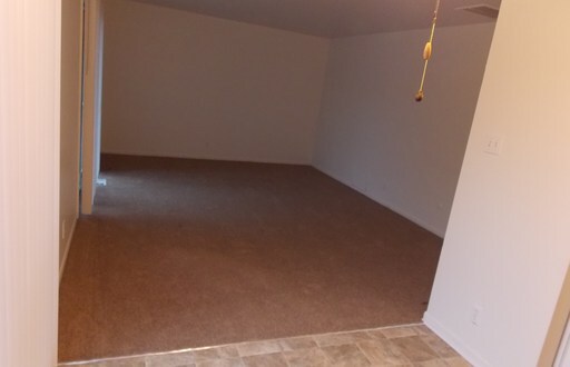 Building Photo - 2523 Vinewood Dr