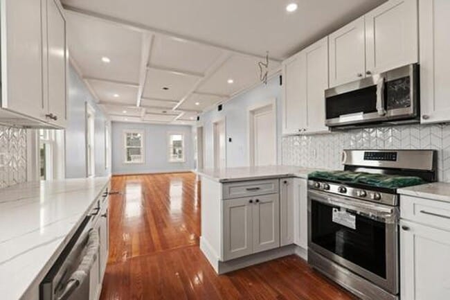 Foto del edificio - 1008 Winthrop Ave