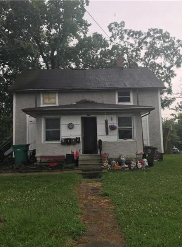 Primary Photo - 610 Indianapolis Ave