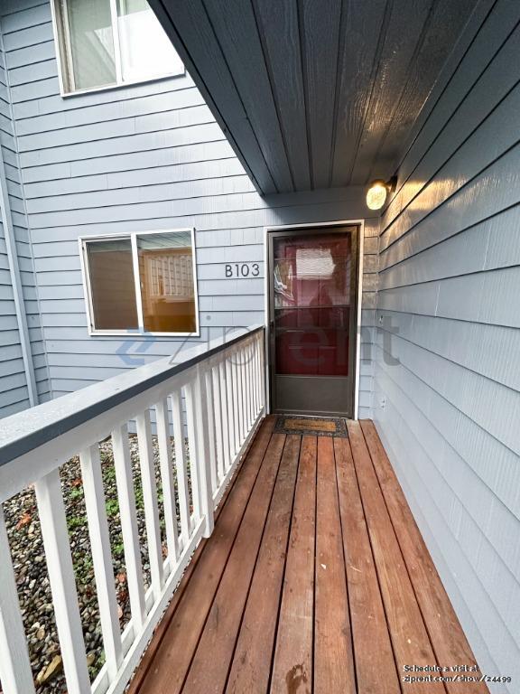 Building Photo - 31080 State Rte 20