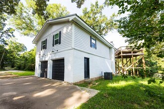 Building Photo - 14510 Henry Calfee Dr