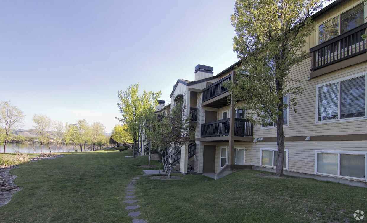 Whitewater Park Apartments Boise, ID