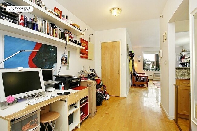 Foto del edificio - 249 16th St