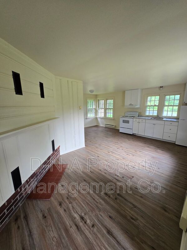 Building Photo - 429 Zinc Ln