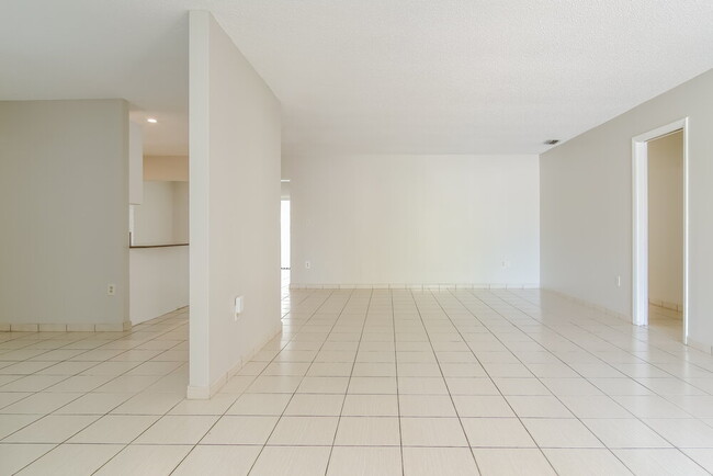 Building Photo - 10724 SW 144th Ct