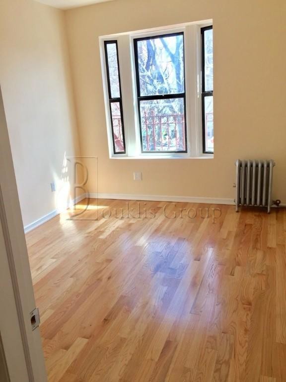 Foto principal - 2390 29th St