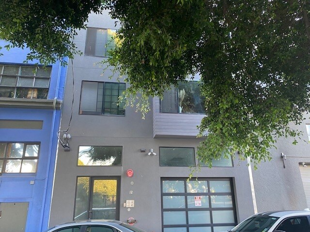 Building Photo - 12 Sherman St
