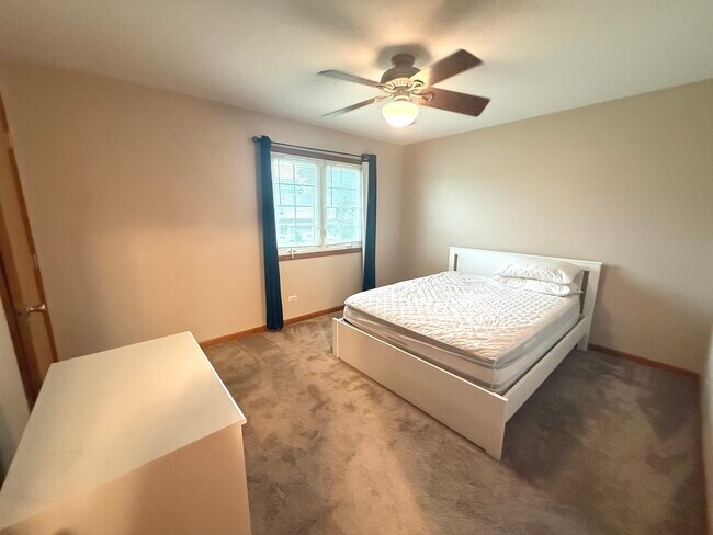 Foto del edificio - 107 Colonial Pkwy