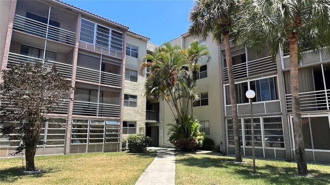Building Photo - 1830 SW 81st Ave