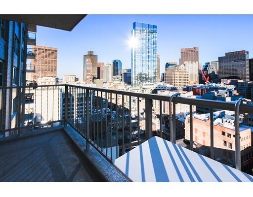 Building Photo - 151 Tremont St