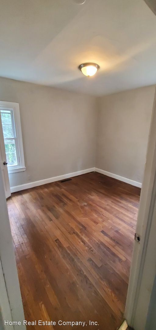 Foto del edificio - 2 br, 1 bath House - 2260 Tryon Street